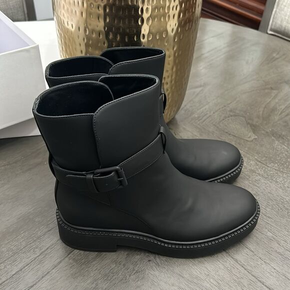 VINCE Kaelyn Water-resistant Leather Buckle Boots - Picture 5 of 8